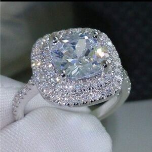 Cushion cut engagement style coat